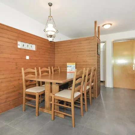 Appartement Halmera 5 *